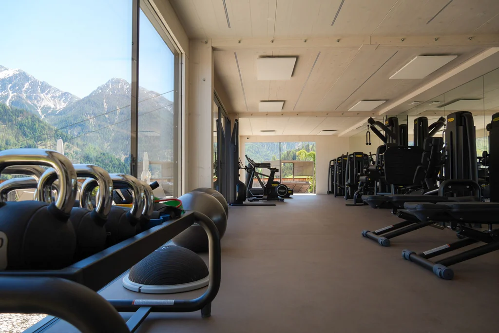 Hotel Kristall: Ihr Rückzugsort in den Dolomiten Hotel Kristall: Ihr Rückzugsort in den Dolomiten
