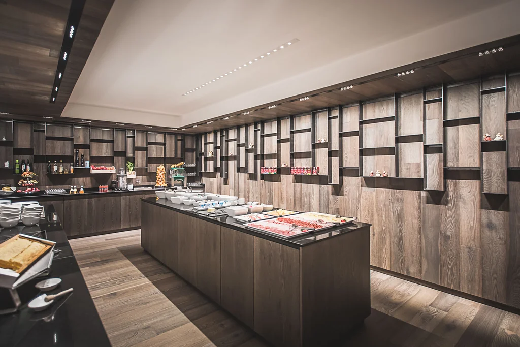 Hotel Kristall: Ihr Rückzugsort in den Dolomiten Hotel Kristall: Ihr Rückzugsort in den Dolomiten