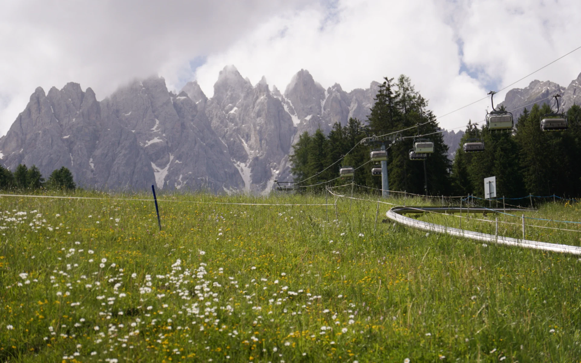 Pista estiva per slittini “Funbob”, Baranci Pista estiva per slittini “Funbob”, Baranci