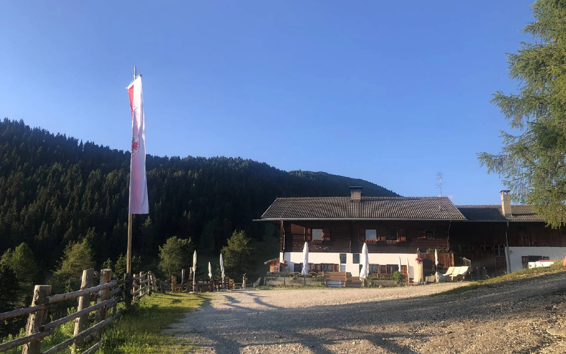 Malga Tesido, Tesido