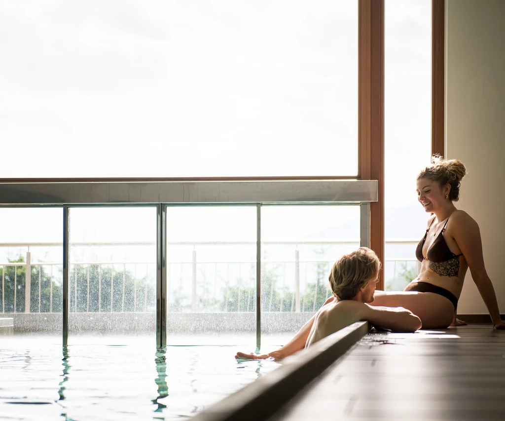 Vacanza nel nostro hotel con piscina a Valdaora